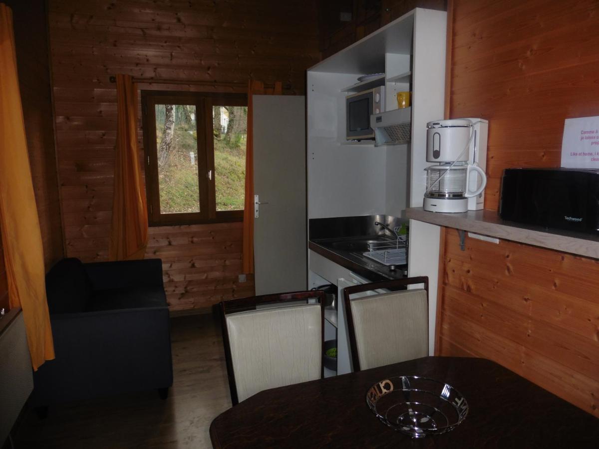 Camping Le Montbartoux Vollore-Ville Eksteriør billede
