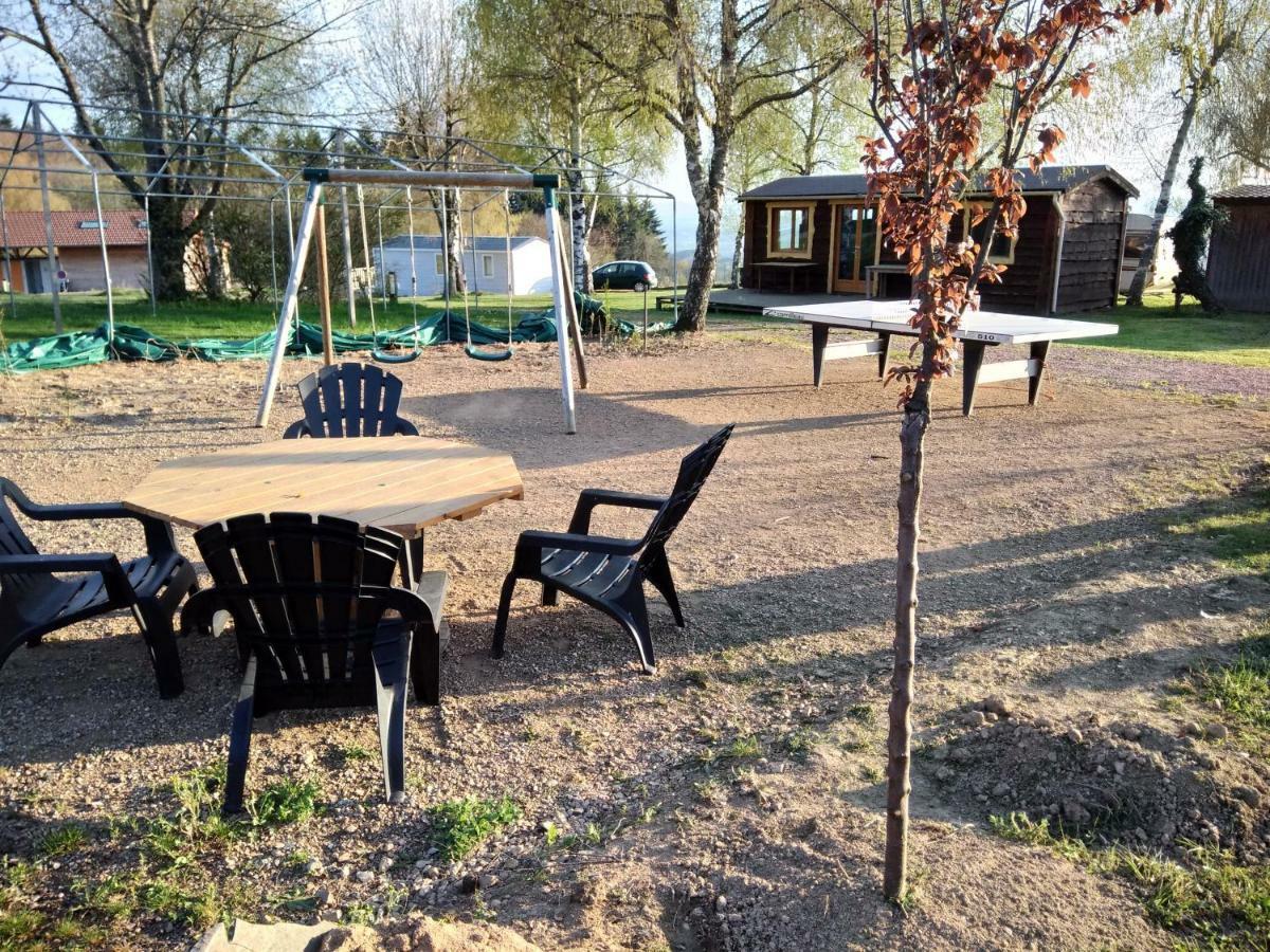Camping Le Montbartoux Vollore-Ville Eksteriør billede